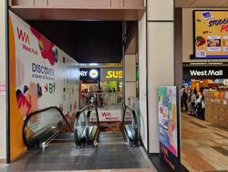 West Mall (D23), Shop House #596879671